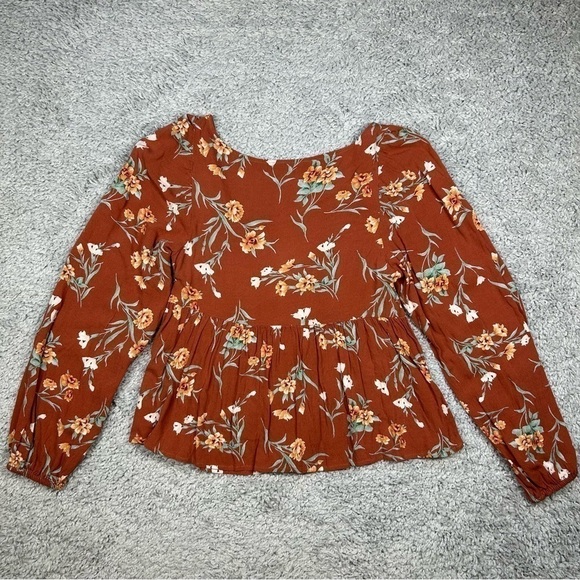 American Eagle Top Womens Extra Small Floral Print Blouse Peplum Detail Flowers - Picture 4 of 4